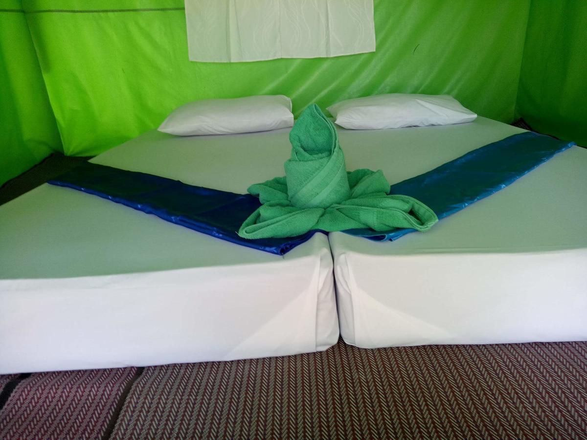 Koh Ngai Camping Restaurant @ Bar Dış mekan fotoğraf