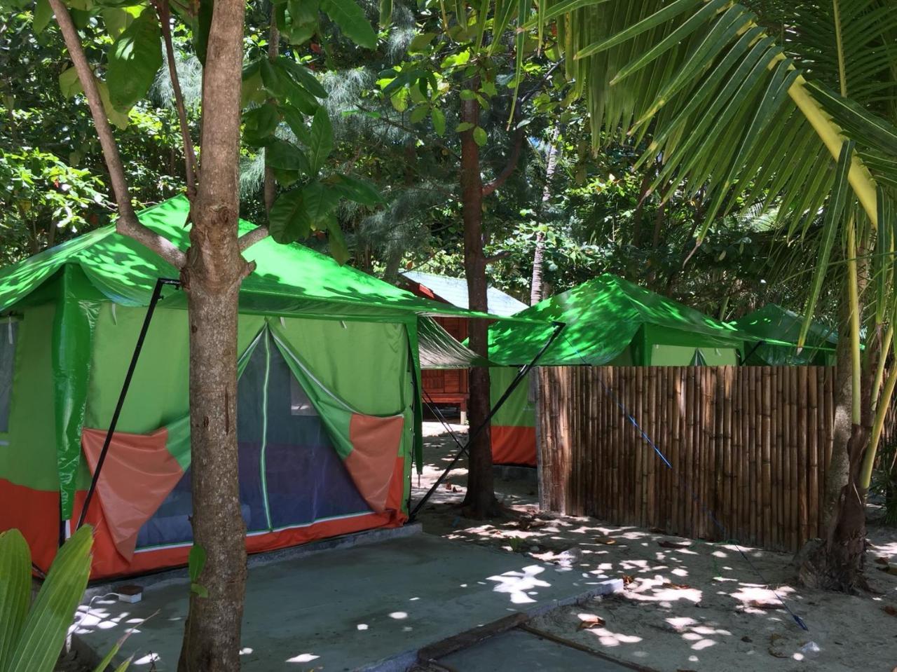 Koh Ngai Camping Restaurant @ Bar Dış mekan fotoğraf